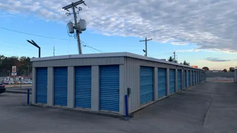 Exterior of outdoor units at Volunteer Storage Knoxville West facility.