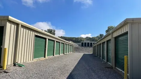 Exterior of storage units at Volunteer Storage Loudon facility.