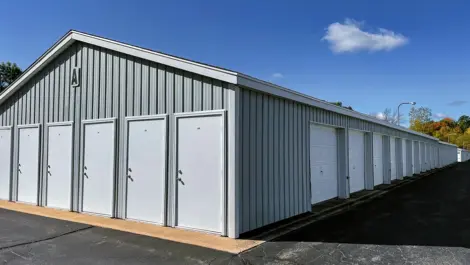 Roll-up doors on drive-up units and door units at Osprey Storage Shaver.